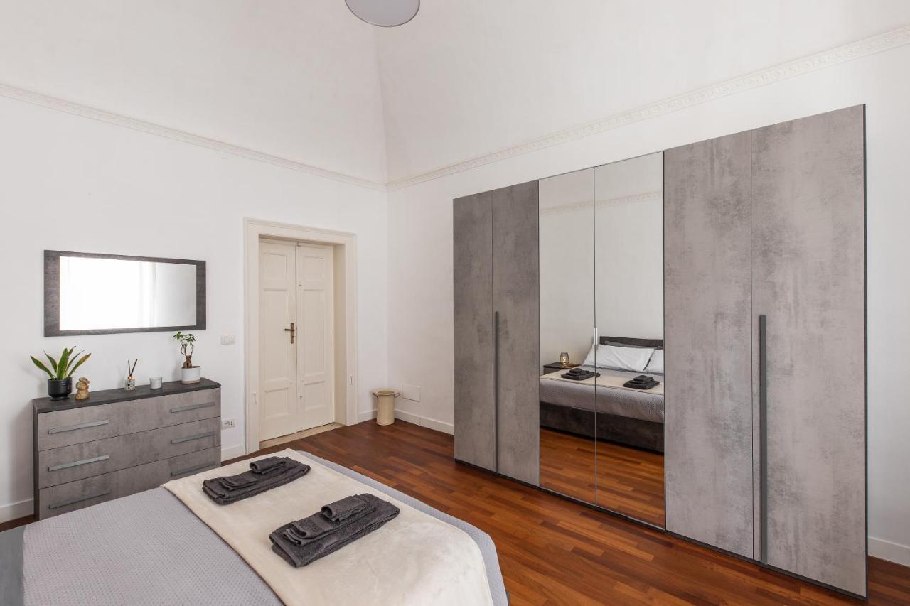 Casa Dei Visionari Apartment Bari Ngoại thất bức ảnh
