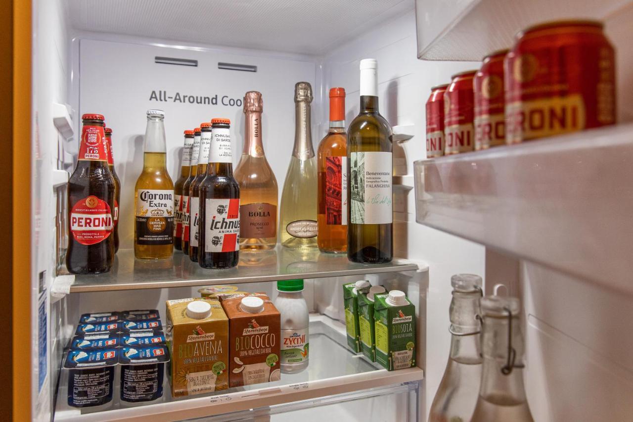 Casa Dei Visionari Apartment Bari Ngoại thất bức ảnh