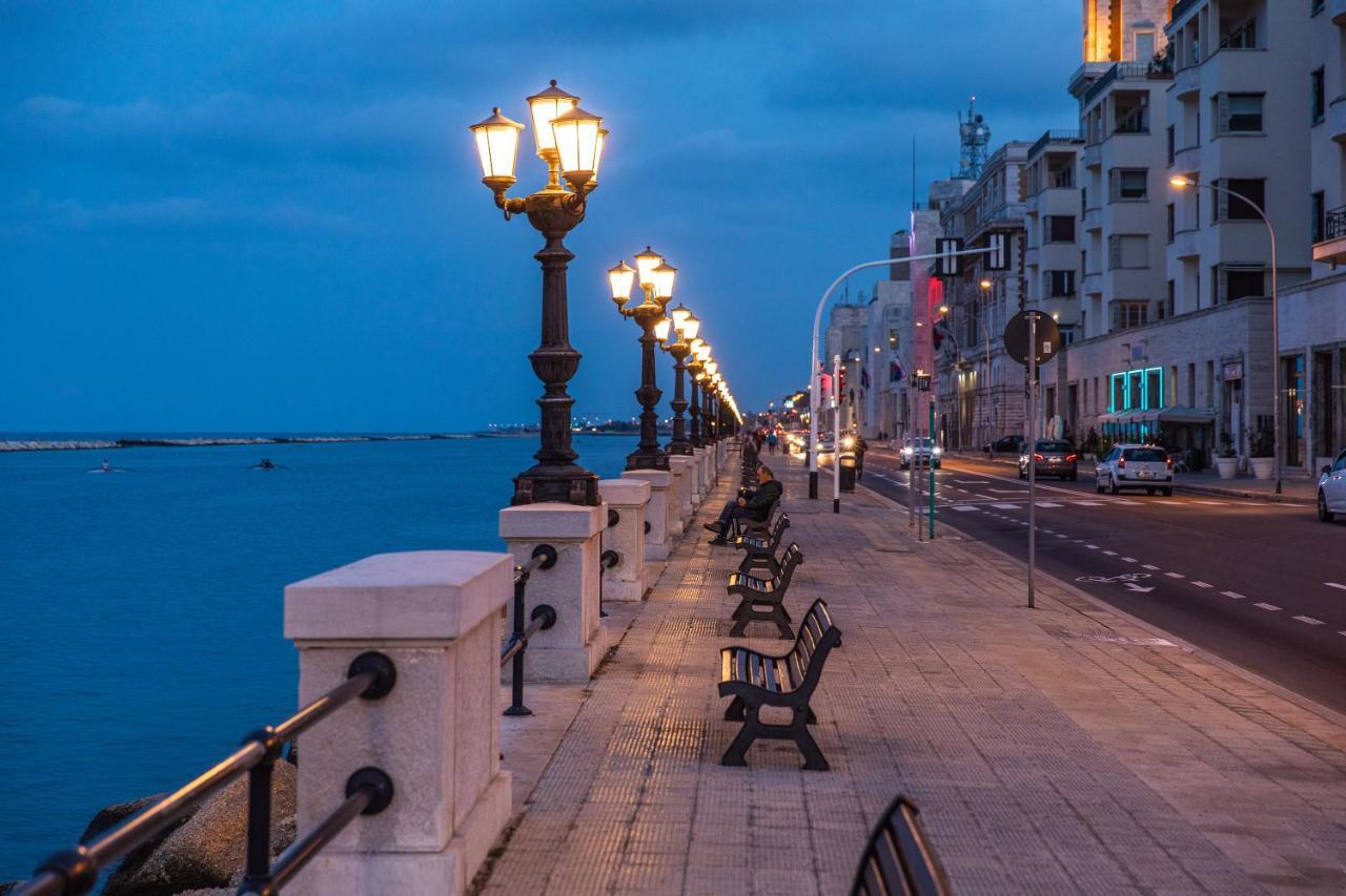 Casa Dei Visionari Apartment Bari Ngoại thất bức ảnh